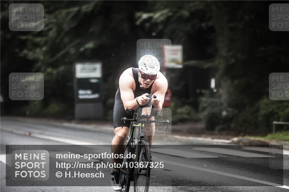 13.09.2026 - Stadtparktriathlon H.Heesch http://msf.ph/oto/10367325 13.09.2026 13:17:07 Radfahren 1426 meine-sportfotos.de