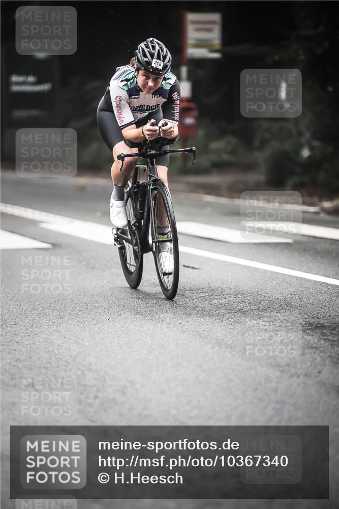 13.09.2026 - Stadtparktriathlon H.Heesch http://msf.ph/oto/10367340 13.09.2026 10:15:39 Radfahren 218, 293, 329, 341, 409 meine-sportfotos.de