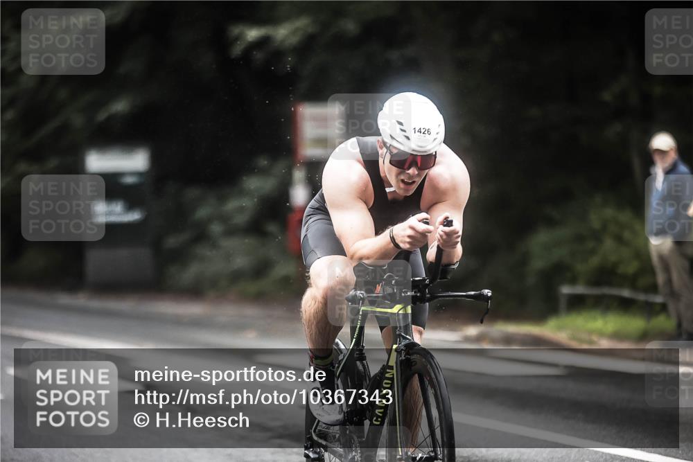13.09.2026 - Stadtparktriathlon H.Heesch http://msf.ph/oto/10367343 13.09.2026 13:17:07 Radfahren 1426 meine-sportfotos.de