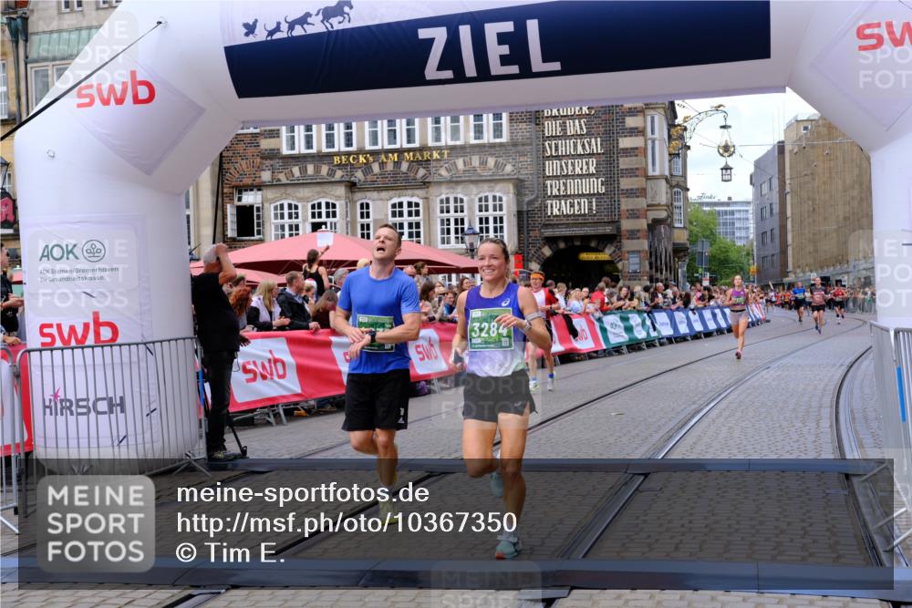 13.09.2026 - 21. swb-Marathon Bremen Tim E. http://msf.ph/oto/10367350 13.09.2026 13:04:43 Ziel 650, 744, 1223, 1224, 1860, 2207, 3284, 3424, 4239, 7871, 8936, 13034 meine-sportfotos.de
