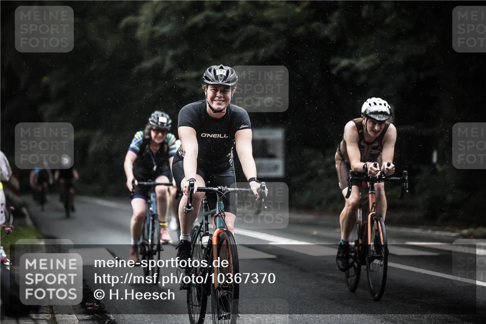 13.09.2026 - Stadtparktriathlon H.Heesch http://msf.ph/oto/10367370 13.09.2026 12:02:07 Radfahren 714, 773, 882, 892, 935, 949, 985, 1033 meine-sportfotos.de