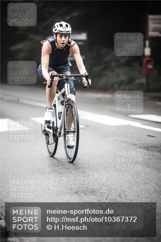 13.09.2026 - Stadtparktriathlon H.Heesch http://msf.ph/oto/10367372 13.09.2026 10:15:41 Radfahren 218, 295, 327, 329, 341, 409 meine-sportfotos.de