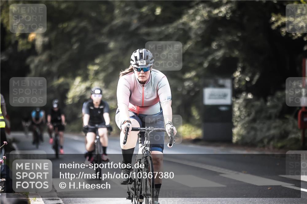 13.09.2026 - Stadtparktriathlon H.Heesch http://msf.ph/oto/10367380 13.09.2026 11:24:38 Radfahren 637, 649, 672, 722, 739, 762, 779, 795, 1799 meine-sportfotos.de