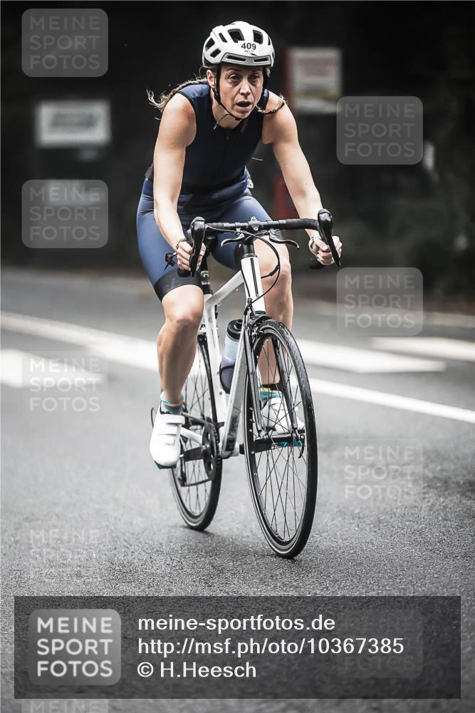 13.09.2026 - Stadtparktriathlon H.Heesch http://msf.ph/oto/10367385 13.09.2026 10:15:41 Radfahren 218, 295, 327, 329, 341, 409 meine-sportfotos.de