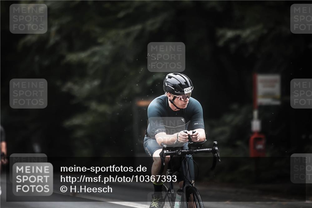 13.09.2026 - Stadtparktriathlon H.Heesch http://msf.ph/oto/10367393 13.09.2026 13:17:18 Radfahren 1239, 1319, 1324, 1422 meine-sportfotos.de