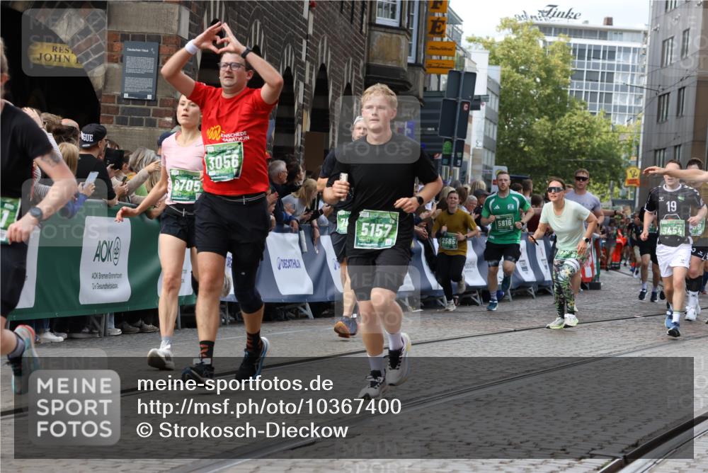 13.09.2026 - 21. swb-Marathon Bremen Strokosch-Dieckow http://msf.ph/oto/10367400 13.09.2026 13:35:50 Ziel 156, 1150, 2041, 2090, 2318, 2356, 2866, 3055, 3621, 4062, 4326, 5308, 5661, 6315, 6418, 6465, 6466, 6644, 6837, 7285, 7305, 7377, 7597, 7700, 8401, 8530, 8773, 8816, 8915, 9845, 9862, 9887, 563, 1867, 2565, 3026, 3056, 3454, 3489, 4016, 5026, 5157, 5276, 5381, 5816, 6159, 6874, 6982, 7036, 7043, 7256, 7385, 7804, 8145, 8227, 8705, 9243, 13179 meine-sportfotos.de
