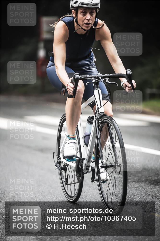 13.09.2026 - Stadtparktriathlon H.Heesch http://msf.ph/oto/10367405 13.09.2026 10:15:41 Radfahren 218, 295, 327, 329, 341, 409 meine-sportfotos.de