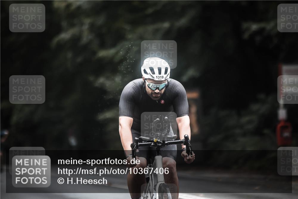 13.09.2026 - Stadtparktriathlon H.Heesch http://msf.ph/oto/10367406 13.09.2026 13:17:20 Radfahren 1239, 1319, 1324, 1370, 1422 meine-sportfotos.de