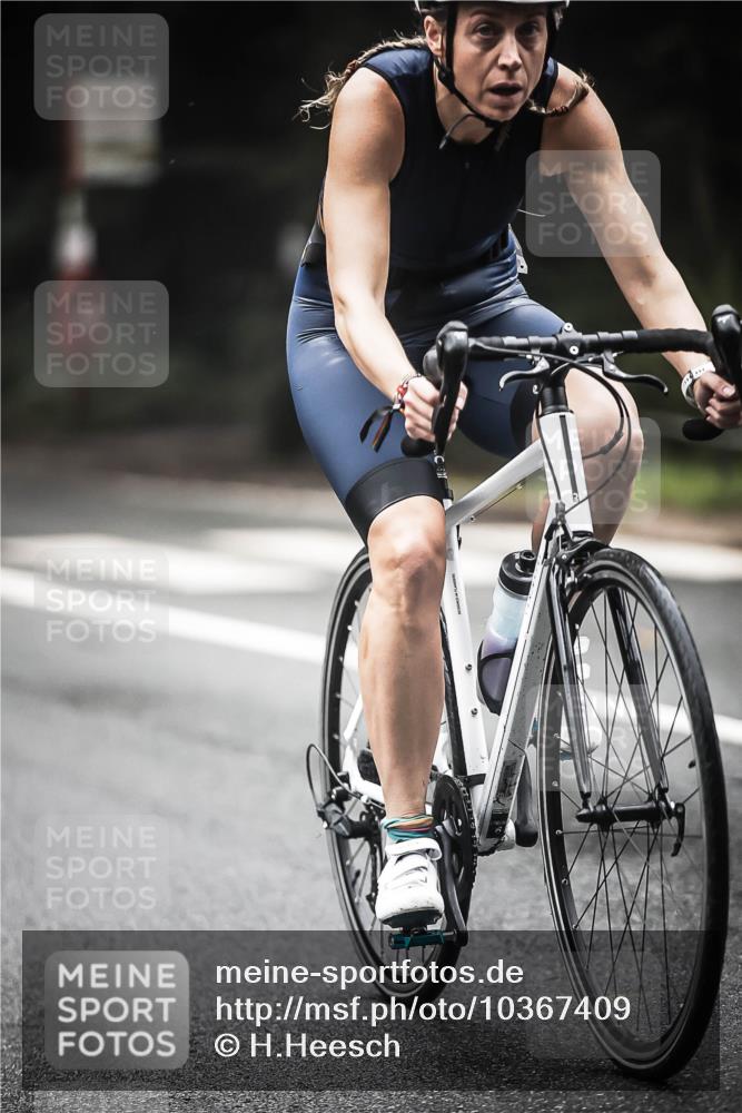 13.09.2026 - Stadtparktriathlon H.Heesch http://msf.ph/oto/10367409 13.09.2026 10:15:41 Radfahren 218, 295, 327, 329, 341, 409 meine-sportfotos.de