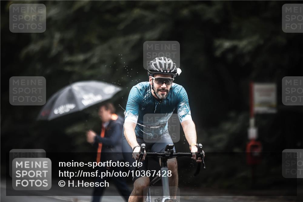 13.09.2026 - Stadtparktriathlon H.Heesch http://msf.ph/oto/10367428 13.09.2026 13:17:26 Radfahren 1362, 1368, 1370 meine-sportfotos.de