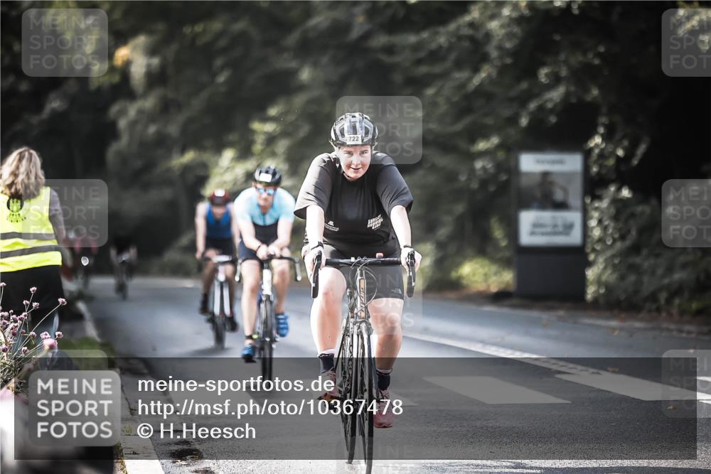 13.09.2026 - Stadtparktriathlon H.Heesch http://msf.ph/oto/10367478 13.09.2026 11:24:42 Radfahren 637, 672, 722, 739, 762, 795, 1799 meine-sportfotos.de