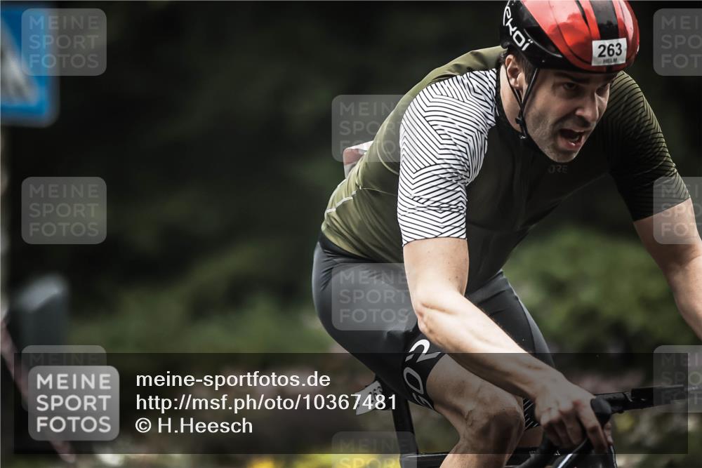 13.09.2026 - Stadtparktriathlon H.Heesch http://msf.ph/oto/10367481 13.09.2026 10:15:49 Radfahren 263, 295, 327 meine-sportfotos.de
