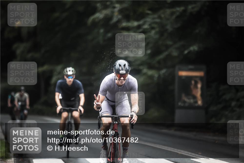 13.09.2026 - Stadtparktriathlon H.Heesch http://msf.ph/oto/10367482 13.09.2026 13:17:42 Radfahren 1231, 1375, 1389, 1427 meine-sportfotos.de