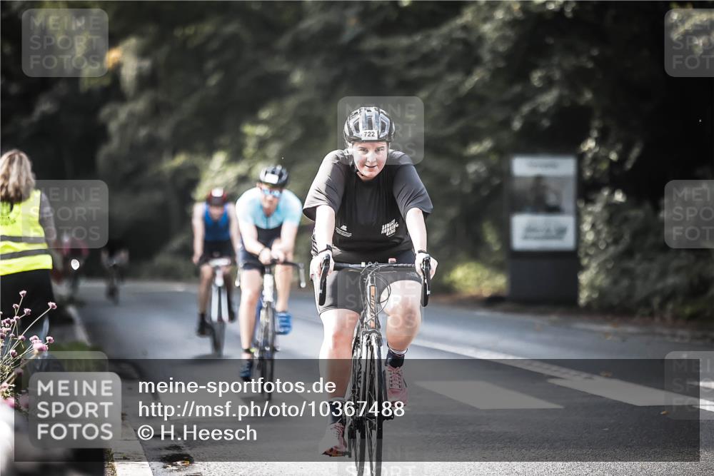13.09.2026 - Stadtparktriathlon H.Heesch http://msf.ph/oto/10367488 13.09.2026 11:24:42 Radfahren 637, 672, 722, 739, 762, 795, 1799 meine-sportfotos.de