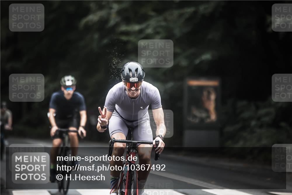 13.09.2026 - Stadtparktriathlon H.Heesch http://msf.ph/oto/10367492 13.09.2026 13:17:43 Radfahren 1231, 1375, 1389, 1405, 1427 meine-sportfotos.de