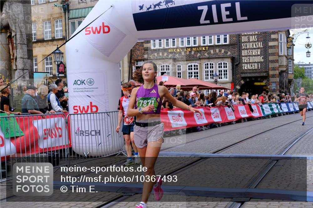 13.09.2026 - 21. swb-Marathon Bremen Tim E. http://msf.ph/oto/10367493 13.09.2026 13:04:47 Ziel 650, 744, 1223, 1224, 1860, 2207, 2956, 3284, 4239, 7871, 8936, 13034 meine-sportfotos.de