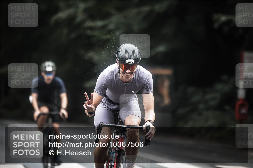 13.09.2026 - Stadtparktriathlon H.Heesch http://msf.ph/oto/10367506 13.09.2026 13:17:43 Radfahren 1231, 1375, 1389, 1405, 1427 meine-sportfotos.de