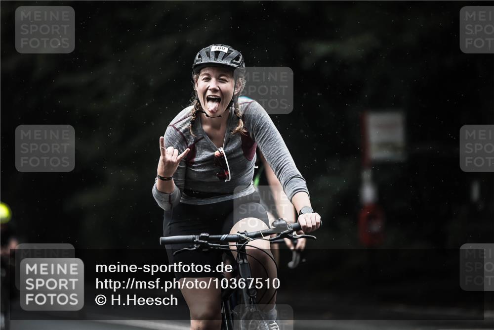 13.09.2026 - Stadtparktriathlon H.Heesch http://msf.ph/oto/10367510 13.09.2026 12:02:14 Radfahren 714, 780, 869, 926, 949, 977 meine-sportfotos.de