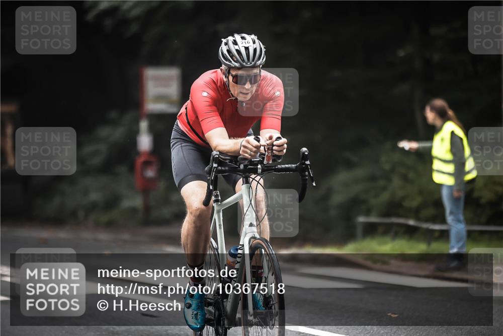 13.09.2026 - Stadtparktriathlon H.Heesch http://msf.ph/oto/10367518 13.09.2026 10:15:58 Radfahren 216, 278 meine-sportfotos.de