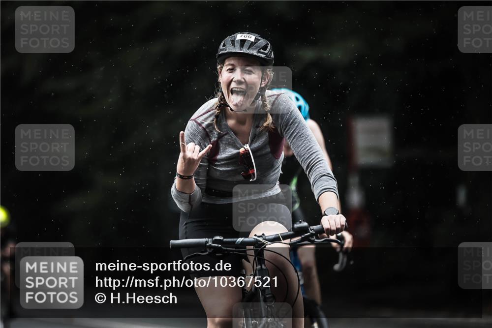 13.09.2026 - Stadtparktriathlon H.Heesch http://msf.ph/oto/10367521 13.09.2026 12:02:14 Radfahren 714, 780, 869, 926, 949, 977 meine-sportfotos.de