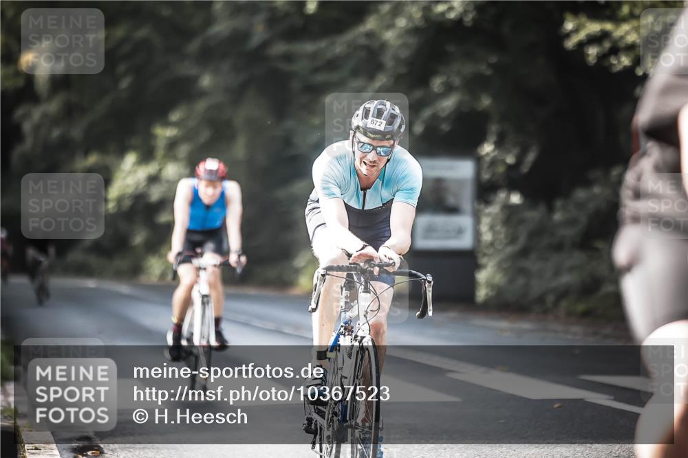13.09.2026 - Stadtparktriathlon H.Heesch http://msf.ph/oto/10367523 13.09.2026 11:24:43 Radfahren 606, 637, 672, 722, 739, 762, 795, 1799 meine-sportfotos.de