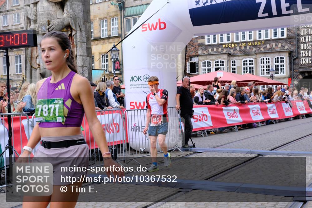 13.09.2026 - 21. swb-Marathon Bremen Tim E. http://msf.ph/oto/10367532 13.09.2026 13:04:48 Ziel 650, 744, 1223, 1224, 1860, 2207, 2956, 3284, 4239, 7871, 8701, 8936, 13034 meine-sportfotos.de