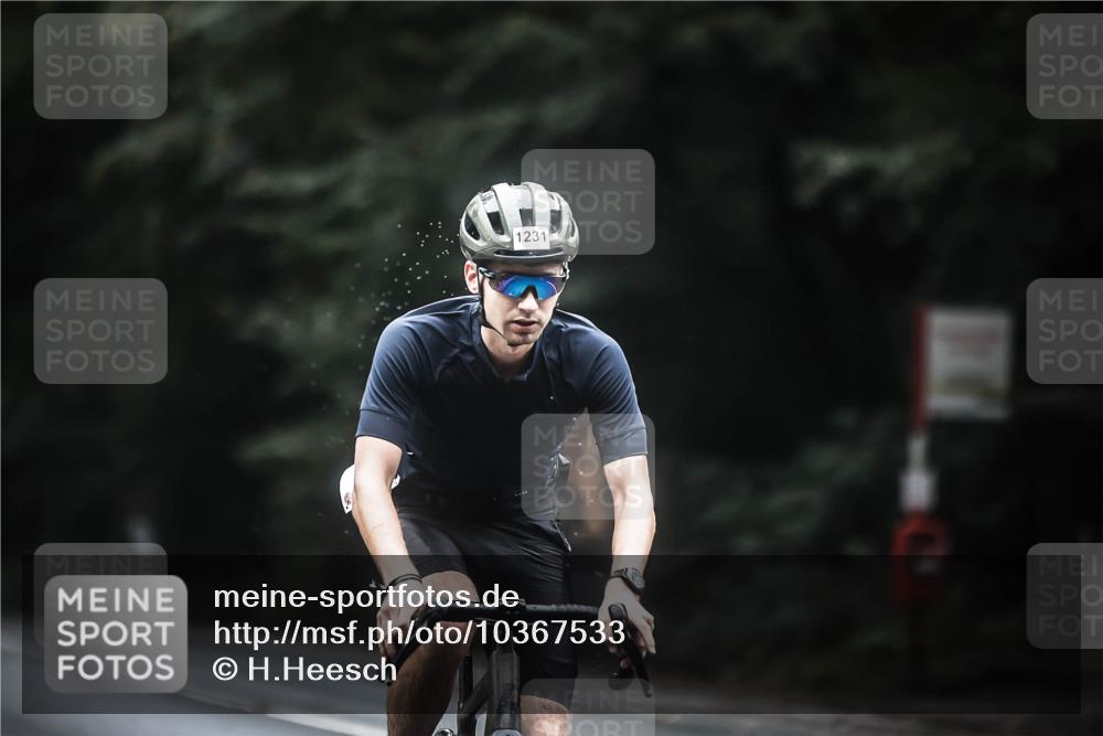 13.09.2026 - Stadtparktriathlon H.Heesch http://msf.ph/oto/10367533 13.09.2026 13:17:44 Radfahren 1231, 1375, 1389, 1405, 1427 meine-sportfotos.de