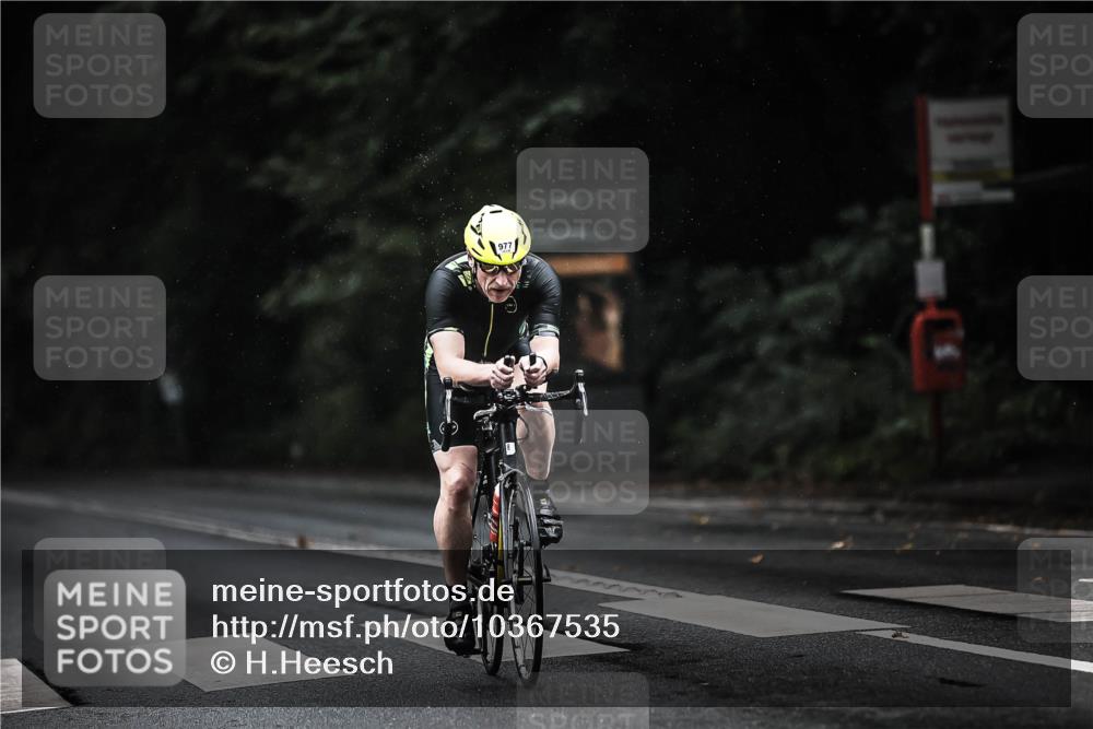 13.09.2026 - Stadtparktriathlon H.Heesch http://msf.ph/oto/10367535 13.09.2026 12:02:15 Radfahren 780, 869, 926, 949, 977 meine-sportfotos.de