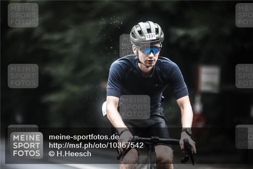 13.09.2026 - Stadtparktriathlon H.Heesch http://msf.ph/oto/10367542 13.09.2026 13:17:44 Radfahren 1231, 1375, 1389, 1405, 1427 meine-sportfotos.de