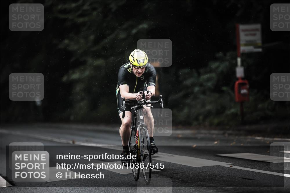 13.09.2026 - Stadtparktriathlon H.Heesch http://msf.ph/oto/10367545 13.09.2026 12:02:15 Radfahren 780, 869, 926, 949, 977 meine-sportfotos.de