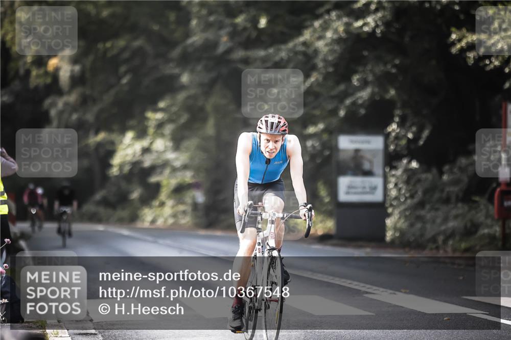13.09.2026 - Stadtparktriathlon H.Heesch http://msf.ph/oto/10367548 13.09.2026 11:24:44 Radfahren 606, 637, 672, 722, 739, 762, 795 meine-sportfotos.de