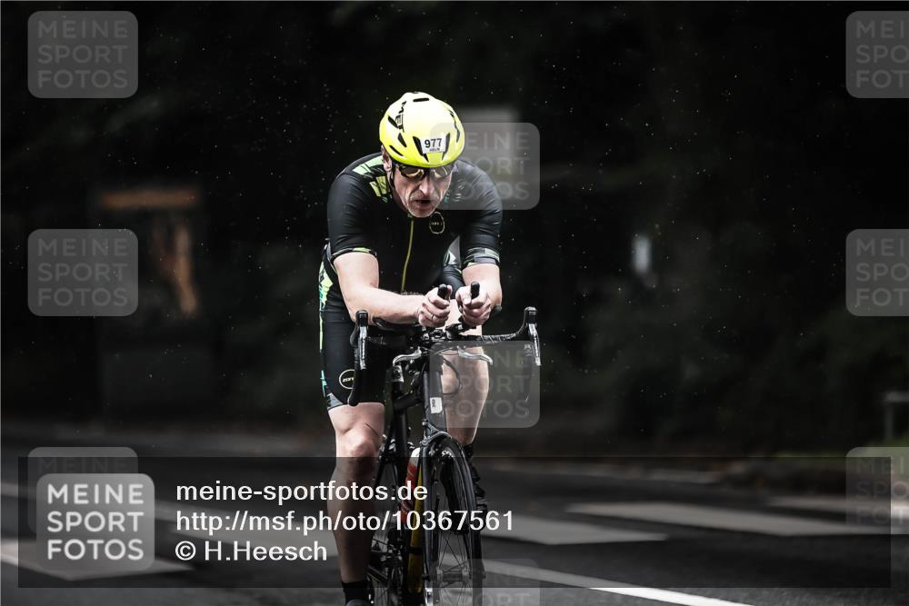 13.09.2026 - Stadtparktriathlon H.Heesch http://msf.ph/oto/10367561 13.09.2026 12:02:16 Radfahren 780, 869, 926, 949, 977 meine-sportfotos.de