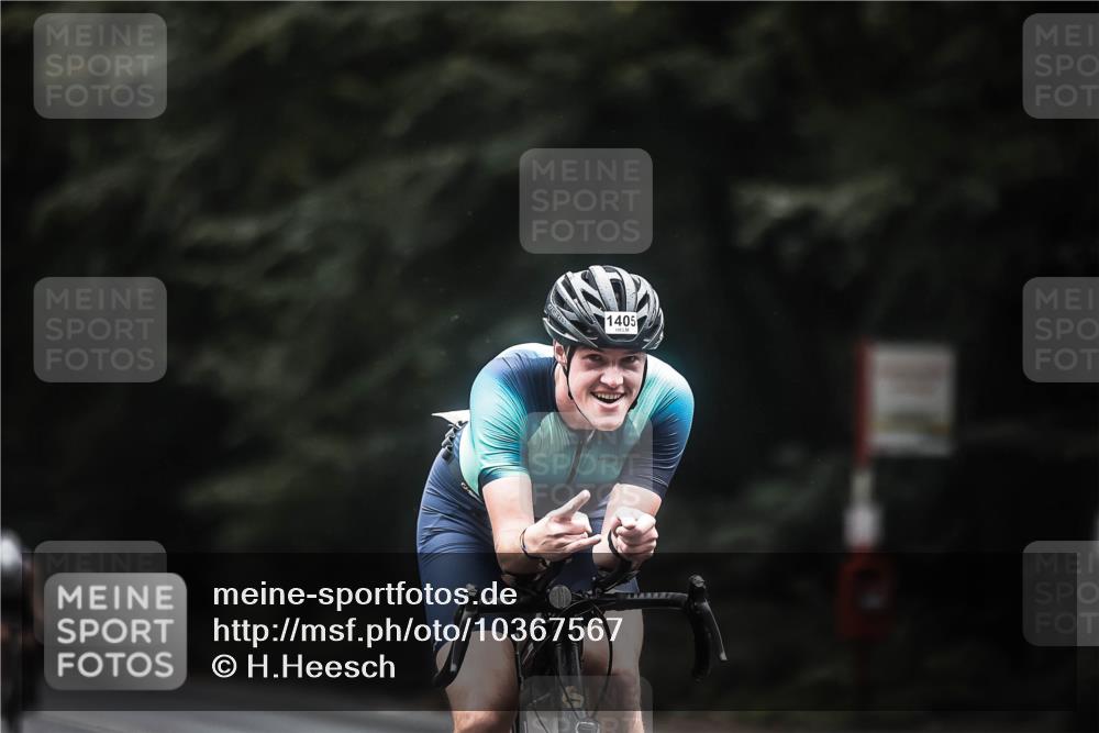 13.09.2026 - Stadtparktriathlon H.Heesch http://msf.ph/oto/10367567 13.09.2026 13:17:50 Radfahren 1231, 1375, 1405, 1465, 1475 meine-sportfotos.de