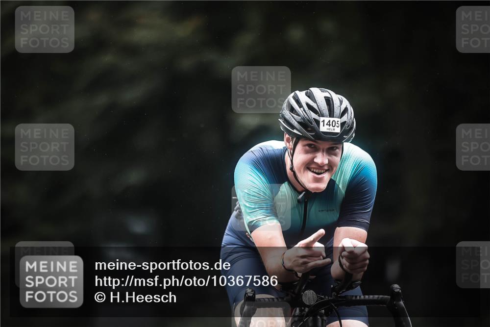 13.09.2026 - Stadtparktriathlon H.Heesch http://msf.ph/oto/10367586 13.09.2026 13:17:50 Radfahren 1231, 1375, 1405, 1465, 1475 meine-sportfotos.de