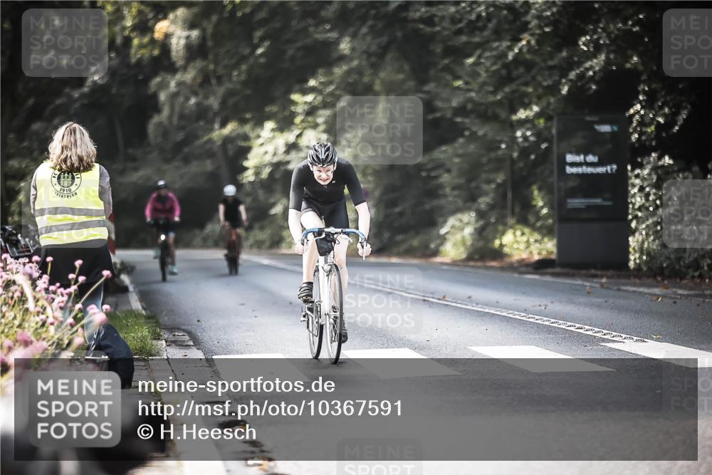 13.09.2026 - Stadtparktriathlon H.Heesch http://msf.ph/oto/10367591 13.09.2026 11:24:48 Radfahren 606, 637, 662, 672, 722 meine-sportfotos.de