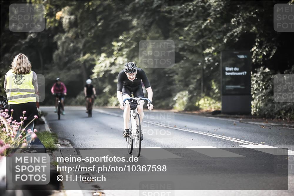 13.09.2026 - Stadtparktriathlon H.Heesch http://msf.ph/oto/10367598 13.09.2026 11:24:48 Radfahren 606, 637, 662, 672, 722 meine-sportfotos.de