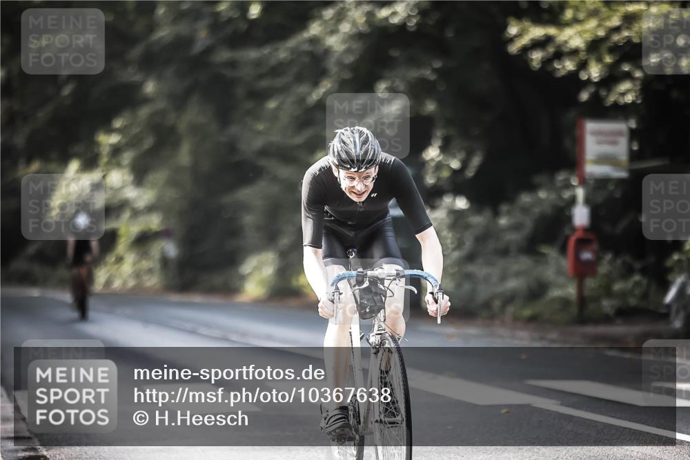 13.09.2026 - Stadtparktriathlon H.Heesch http://msf.ph/oto/10367638 13.09.2026 11:24:49 Radfahren 606, 637, 662, 672, 816 meine-sportfotos.de