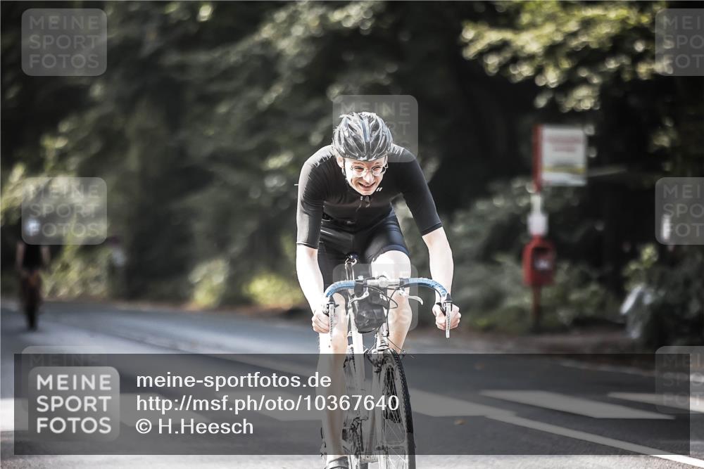 13.09.2026 - Stadtparktriathlon H.Heesch http://msf.ph/oto/10367640 13.09.2026 11:24:49 Radfahren 606, 637, 662, 672, 816 meine-sportfotos.de