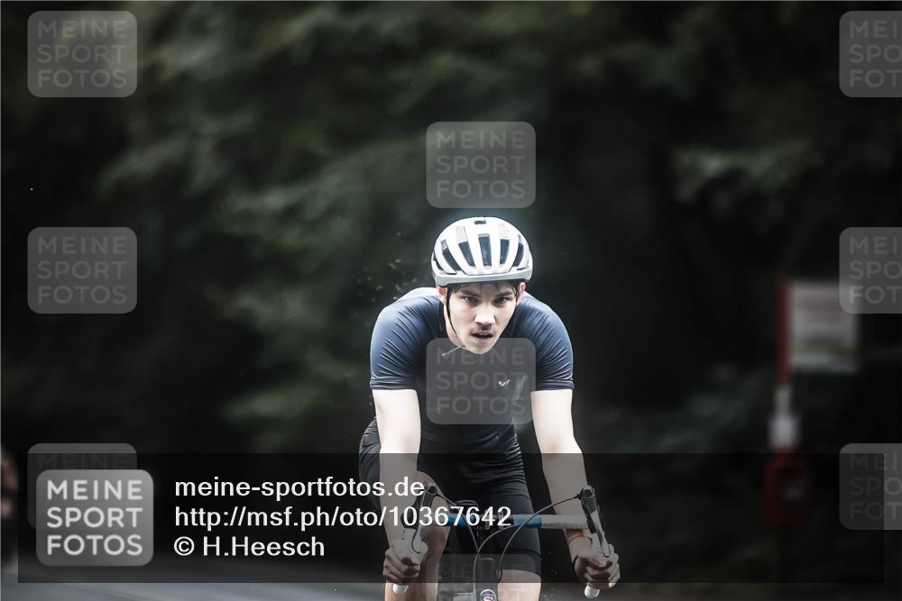 13.09.2026 - Stadtparktriathlon H.Heesch http://msf.ph/oto/10367642 13.09.2026 13:17:53 Radfahren 1396, 1405, 1465, 1472, 1475, 1477 meine-sportfotos.de