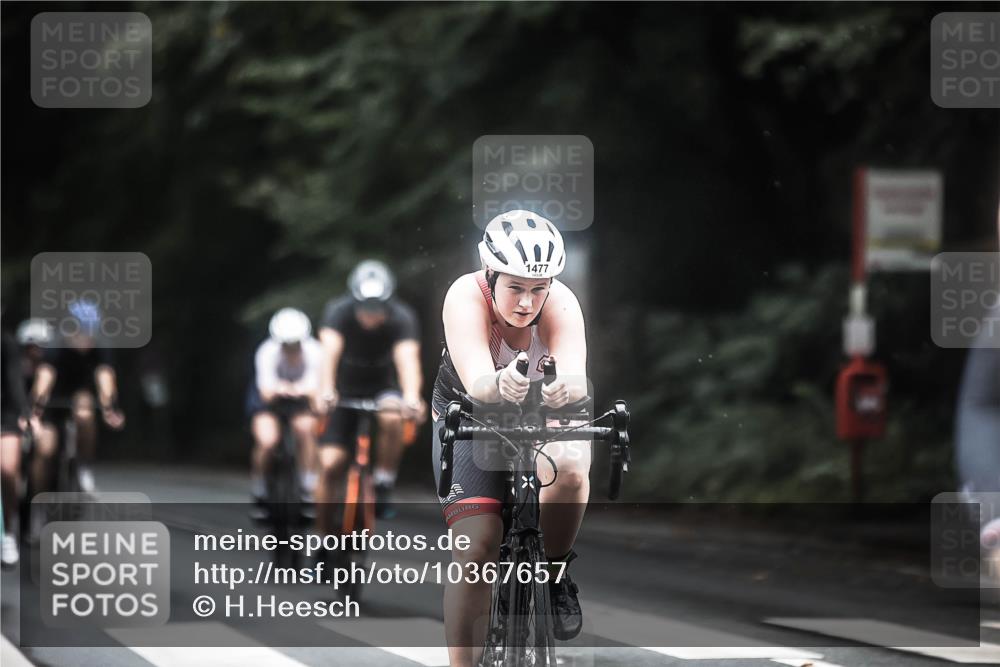 13.09.2026 - Stadtparktriathlon H.Heesch http://msf.ph/oto/10367657 13.09.2026 13:17:59 Radfahren 1209, 1321, 1349, 1359, 1382, 1387, 1395, 1396, 1445, 1472, 1475, 1477 meine-sportfotos.de