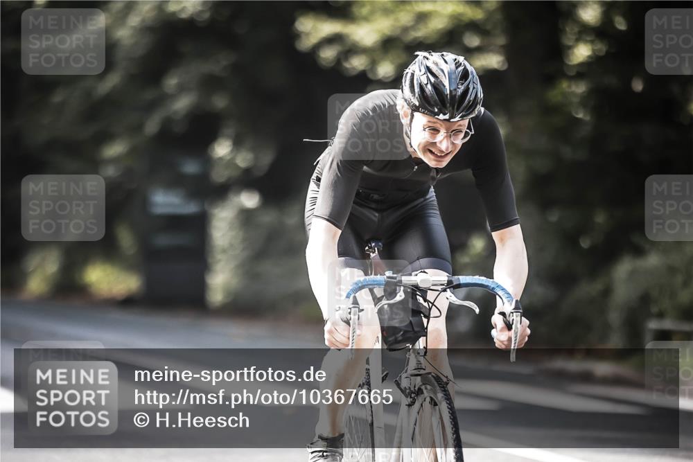 13.09.2026 - Stadtparktriathlon H.Heesch http://msf.ph/oto/10367665 13.09.2026 11:24:49 Radfahren 606, 637, 662, 672, 816 meine-sportfotos.de