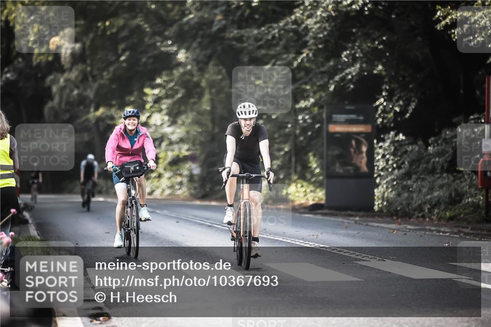 13.09.2026 - Stadtparktriathlon H.Heesch http://msf.ph/oto/10367693 13.09.2026 11:24:52 Radfahren 606, 662, 816 meine-sportfotos.de