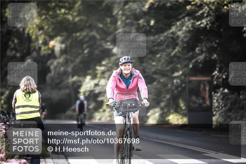 13.09.2026 - Stadtparktriathlon H.Heesch http://msf.ph/oto/10367698 13.09.2026 11:24:54 Radfahren 606, 657, 662, 816 meine-sportfotos.de