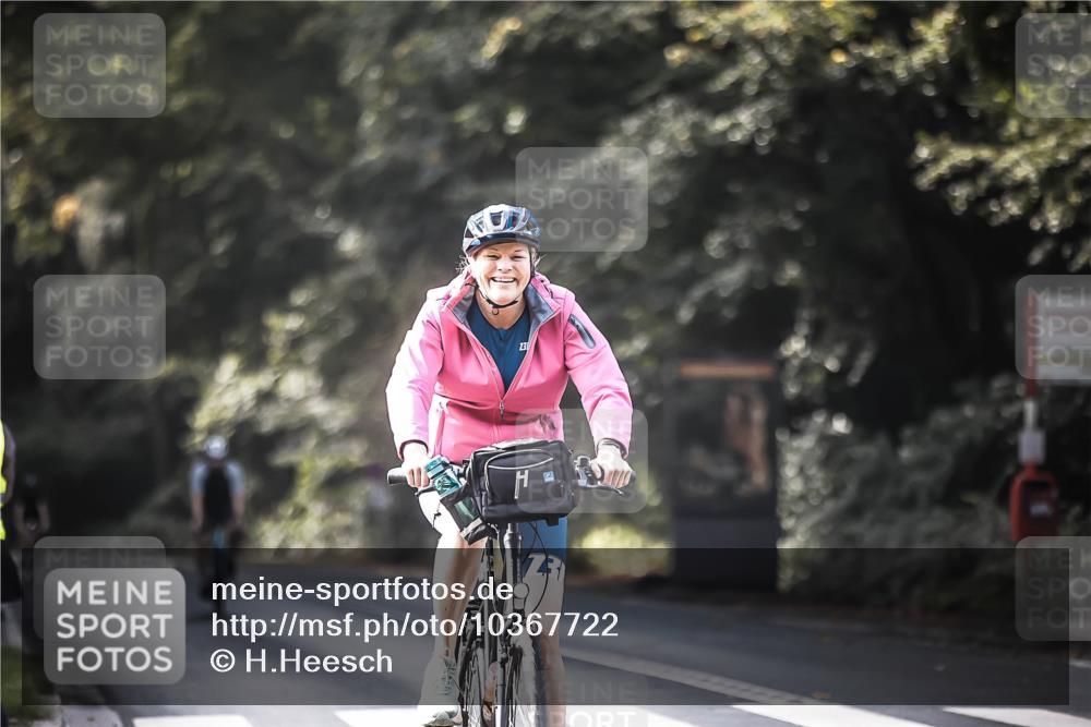 13.09.2026 - Stadtparktriathlon H.Heesch http://msf.ph/oto/10367722 13.09.2026 11:24:54 Radfahren 606, 657, 662, 816 meine-sportfotos.de