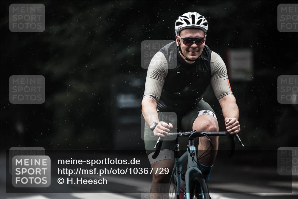 13.09.2026 - Stadtparktriathlon H.Heesch http://msf.ph/oto/10367729 13.09.2026 12:02:26 Radfahren 729, 756, 849, 862, 926, 933, 959, 987, 1016 meine-sportfotos.de