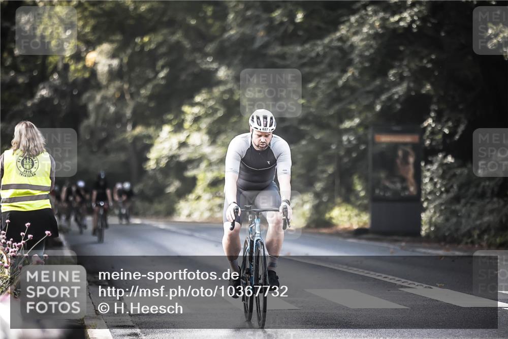 13.09.2026 - Stadtparktriathlon H.Heesch http://msf.ph/oto/10367732 13.09.2026 11:24:58 Radfahren 657, 662, 752, 816 meine-sportfotos.de