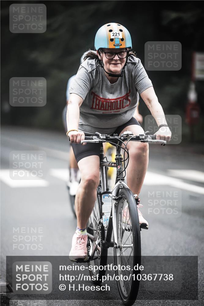13.09.2026 - Stadtparktriathlon H.Heesch http://msf.ph/oto/10367738 13.09.2026 10:16:24 Radfahren 211, 221, 227, 284, 287, 301, 345 meine-sportfotos.de