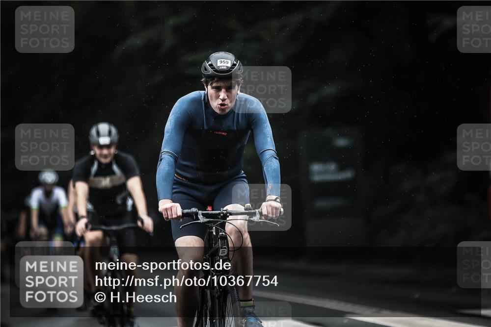 13.09.2026 - Stadtparktriathlon H.Heesch http://msf.ph/oto/10367754 13.09.2026 12:02:28 Radfahren 729, 756, 849, 862, 880, 933, 959, 987, 1016 meine-sportfotos.de