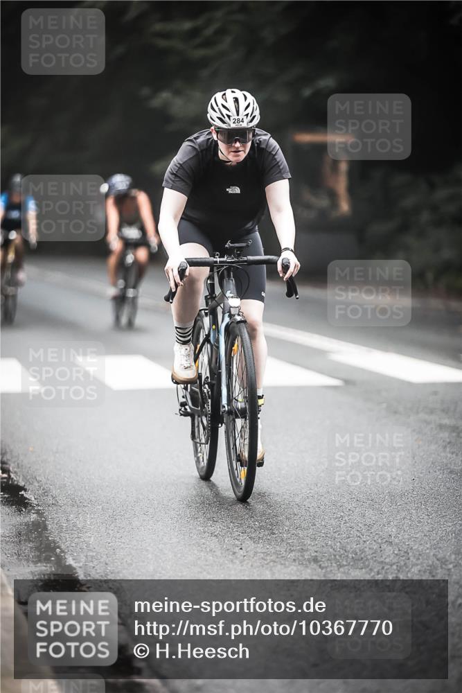 13.09.2026 - Stadtparktriathlon H.Heesch http://msf.ph/oto/10367770 13.09.2026 10:16:29 Radfahren 211, 221, 224, 227, 284, 287, 301, 348, 351 meine-sportfotos.de