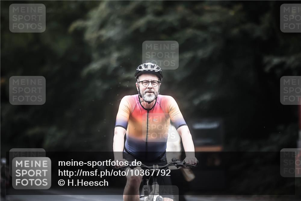 13.09.2026 - Stadtparktriathlon H.Heesch http://msf.ph/oto/10367792 13.09.2026 13:18:09 Radfahren 1290, 1349, 1350, 1359, 1445 meine-sportfotos.de